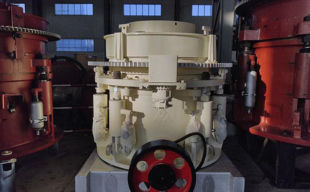 多缸液压圆锥破碎机用油