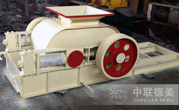 对辊式破碎机