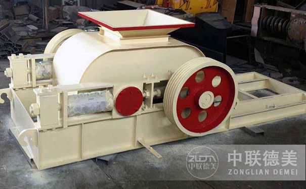 辊式破碎机