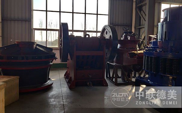 液压开箱制砂机